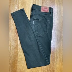Levi’s 720 high rise super skinny pants